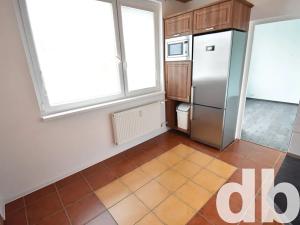 Pronájem bytu 3+1, Karlovy Vary, Fibichova, 62 m2