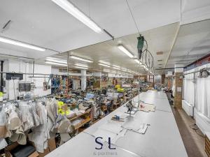 Prodej obchodního prostoru, Nový Bor, Hálkova, 650 m2