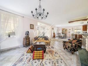 Prodej rodinného domu, Český Šternberk, 237 m2