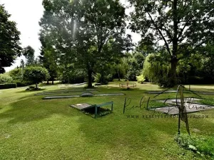 Prodej apartmánu, Hranice, 297 m2