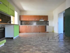 Prodej rodinného domu, Radvanice, 100 m2