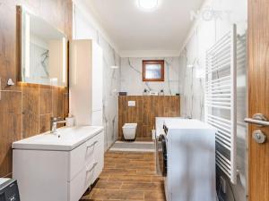 Prodej bytu 2+kk, Třeština, 62 m2