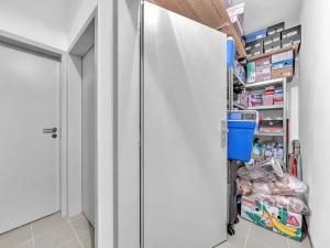 Prodej bytu 2+kk, Praha - Dolní Počernice, U konečné, 61 m2