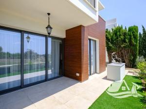 Prodej rodinného domu, Larnaka, Kypr, 169 m2