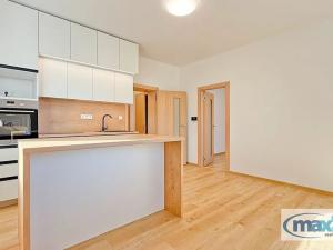 Pronájem bytu 2+kk, Holice, Hradecká, 42 m2