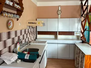 Prodej rodinného domu, Jesenec, 140 m2