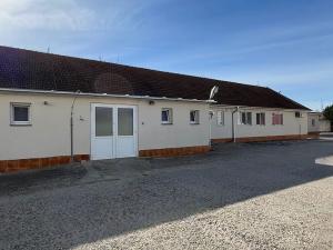 Prodej skladu, Brno, Kaštanová, 1806 m2