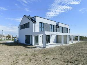 Prodej rodinného domu, Slaný, 312 m2