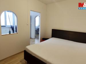 Pronájem bytu 1+1, Kynšperk nad Ohří, U Pivovaru, 40 m2