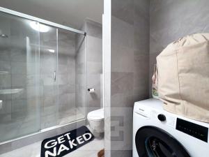 Pronájem bytu 1+kk, Praha - Holešovice, Jankovcova, 42 m2