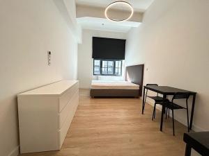 Pronájem bytu 1+kk, Praha - Vysočany, Poděbradská, 28 m2