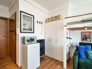 Pronájem bytu 1+kk, Praha - Hloubětín, Kukelská, 20 m2