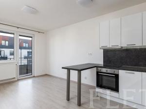 Pronájem bytu 1+kk, Praha - Letňany, Škrábkových, 31 m2