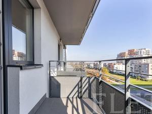 Pronájem bytu 1+kk, Praha - Letňany, Škrábkových, 31 m2