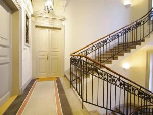 Pronájem bytu 2+1, Praha - Nové Město, Bolzanova, 92 m2