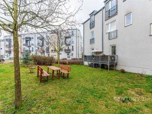 Pronájem bytu 2+kk, Praha, Bohdanečská, 47 m2