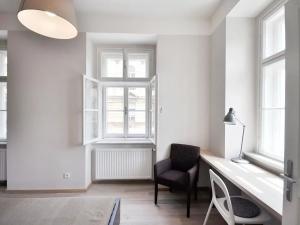 Pronájem bytu 2+kk, Praha - Smíchov, Elišky Peškové, 58 m2