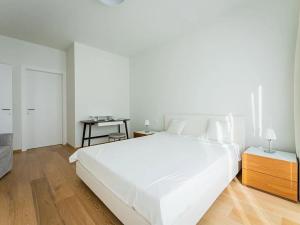 Pronájem bytu 2+kk, Praha - Smíchov, Holečkova, 70 m2