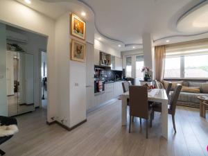 Prodej bytu 2+kk, Via Monte Nero, Pordenone, Friuli-venezia-giulia, Itálie, 85 m2