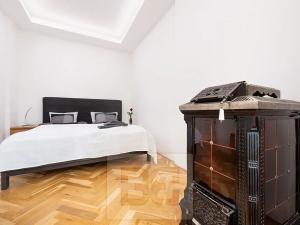 Prodej bytu 2+kk, Praha - Vinohrady, Rybalkova, 38 m2