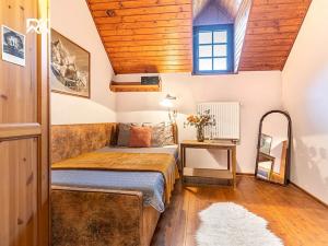 Prodej rodinného domu, Bříství, 375 m2