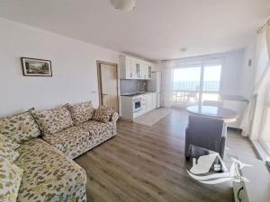 Prodej bytu 2+kk, Bjala, Bulharsko, 69 m2