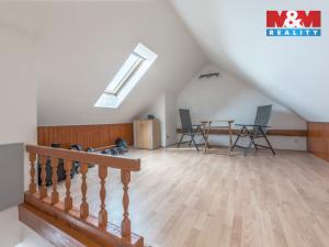 Prodej bytu 4+1, Střemy, 108 m2