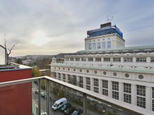 Pronájem bytu 1+kk, Praha - Podolí, Podolská, 26 m2