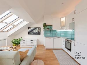 Pronájem bytu 2+kk, Praha - Nusle, Mojmírova, 54 m2