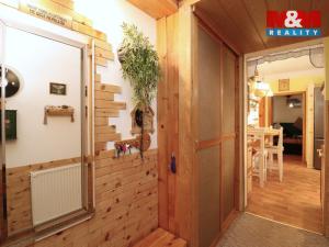 Prodej bytu 2+1, Loket, Nádražní, 45 m2