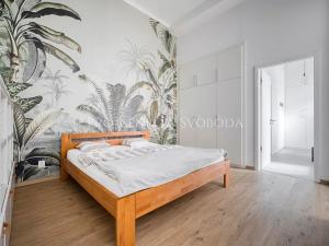 Prodej bytu 2+kk, Praha - Karlín, Prvního pluku, 73 m2