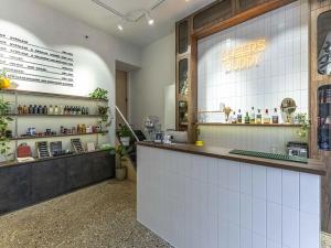 Prodej obchodního prostoru, Praha - Dejvice, Wuchterlova, 157 m2