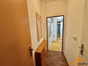 Pronájem bytu 1+kk, Ústí nad Labem, Střekovské nábřeží, 29 m2