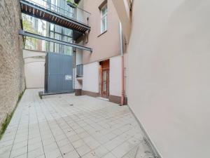 Pronájem restaurace, Praha - Žižkov, Ježkova, 64 m2