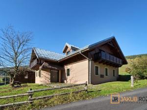 Prodej rodinného domu, Horní Maršov, 483 m2