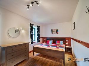 Prodej rodinného domu, Horní Maršov, 483 m2