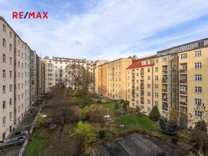 Pronájem bytu 2+kk, Praha - Vinohrady, Šrobárova, 49 m2