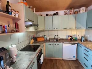 Prodej rodinného domu, Lubenec, 260 m2