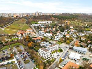 Pronájem bytu 2+kk, Praha - Troja, Pod Hrachovkou, 45 m2