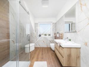 Prodej rodinného domu, Žižice, 228 m2