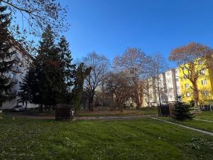 Prodej bytu 2+kk, Praha, Průběžná, 49 m2