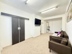 Prodej bytu 3+1, Starý Plzenec, Nerudova, 65 m2