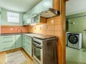 Prodej rodinného domu, Polerady, 130 m2