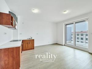 Pronájem bytu 2+kk, Znojmo, Tovární, 50 m2