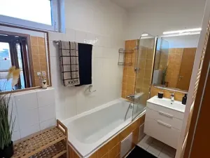 Pronájem bytu 2+1, Praha, Počernická, 62 m2