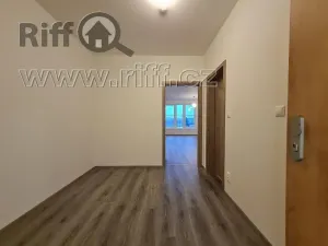 Pronájem bytu 1+kk, Rosice, Karla IV., 55 m2