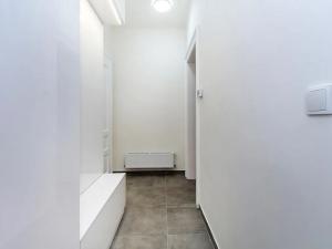 Prodej bytu 2+kk, Praha - Vršovice, Na spojce, 54 m2