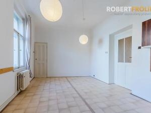 Pronájem bytu 2+1, Praha - Střešovice, Na Petynce, 77 m2