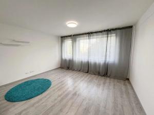 Pronájem bytu 2+kk, Plzeň, Koterovská, 59 m2