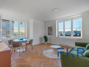 Prodej bytu 3+kk, Praha - Holešovice, Osadní, 86 m2